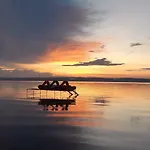 Beachfront In Siofok-balaton 19751 Apartamento *